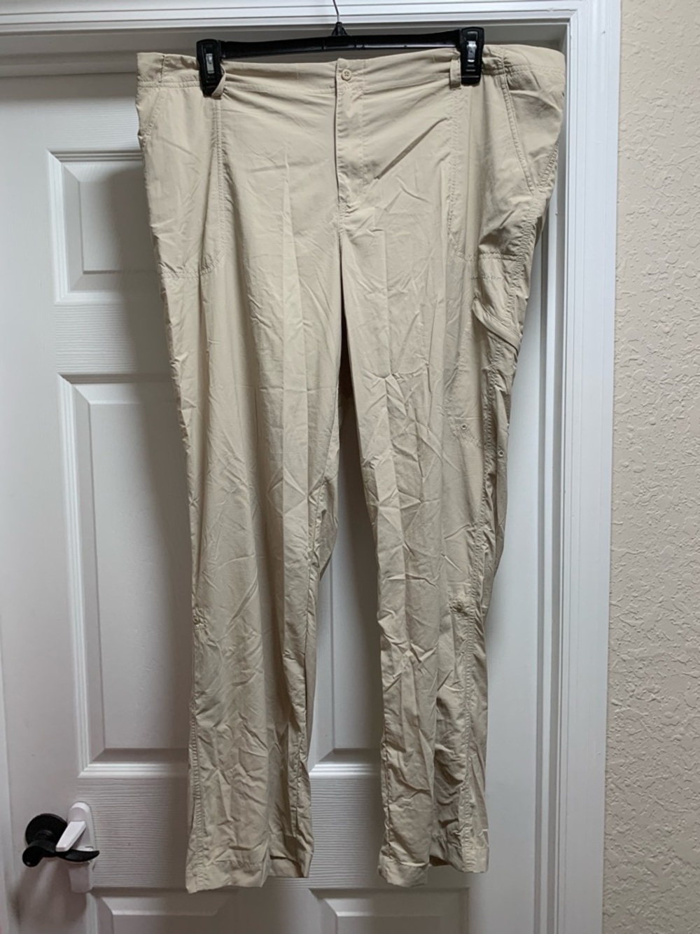 Columbia Beige/Tan Women's Capris